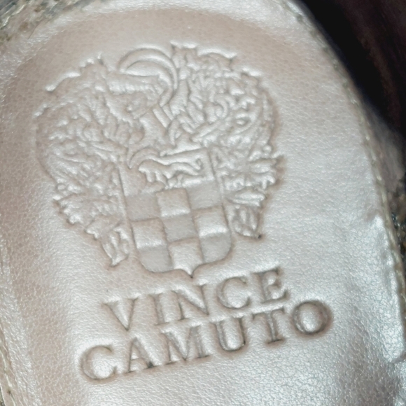 Vince Camuto Casha Brown Tan Laser Cut Ankle Booties E986 - Picture 9 of 13